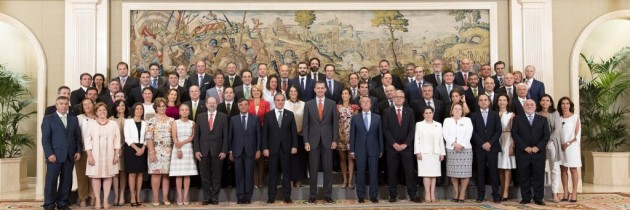 Los Farmacéuticos trasladan el compromiso de la farmacia con la salud a Felipe VI